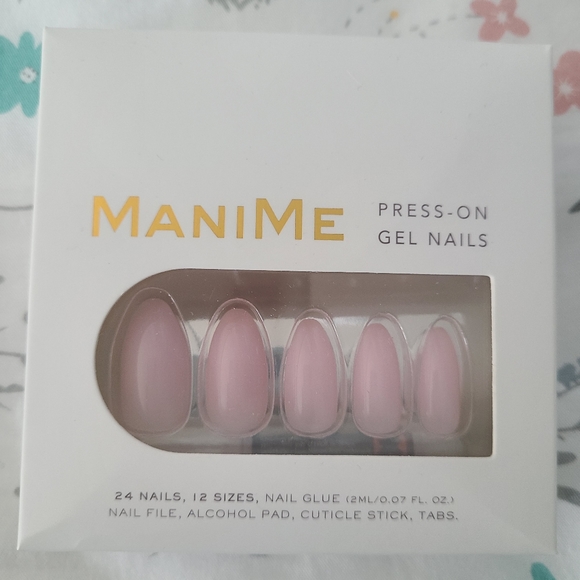 ManiMe Press-on nails "Strawberry Smoothie" NIB - Picture 3 of 6